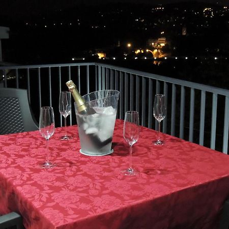 Apartamento Amarante - Vista Sao Goncalo Rum bild